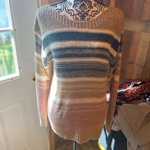 WOMEN'S SIZE MEDIUM LONG SLEEVE SWEATER TAN GRAY AND CREAM COLORS